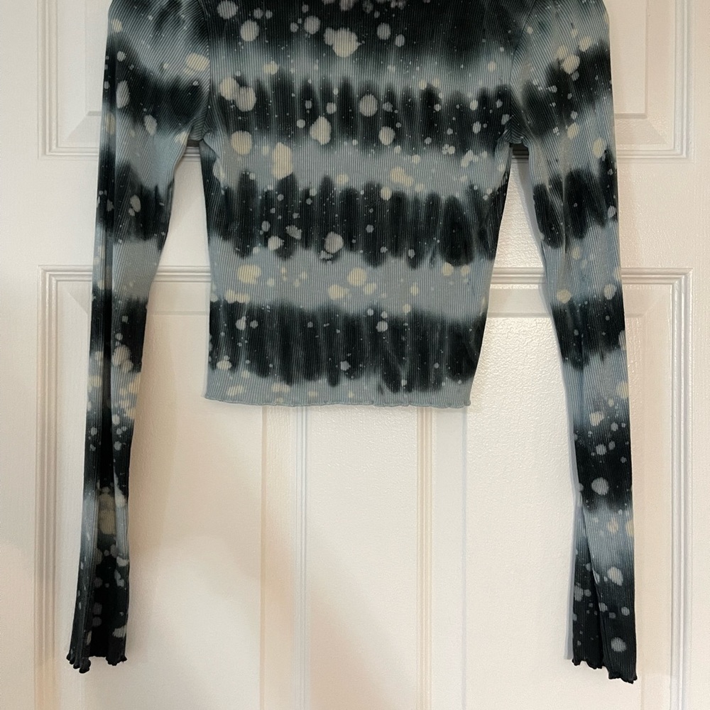 Target Long Sleeve Ribbed Top - Picture 2 of 2